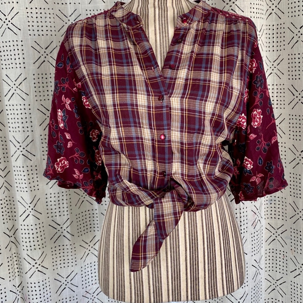 Plaid Floral Tie Crop Top